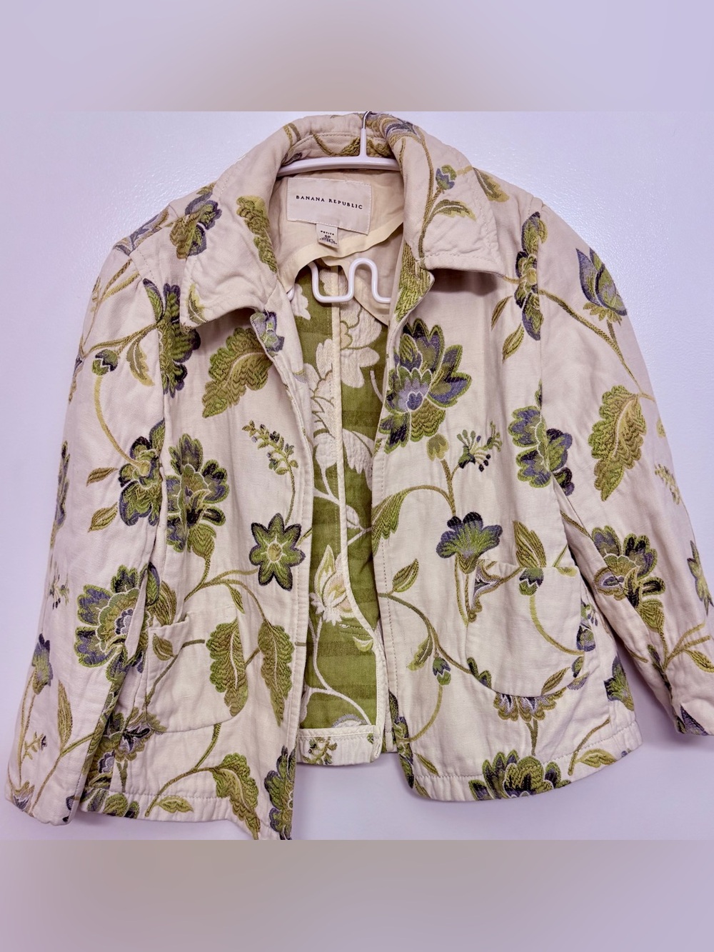Vintage Banana Republic Embroidered Blazer Jacket Cream with Floral Cropped